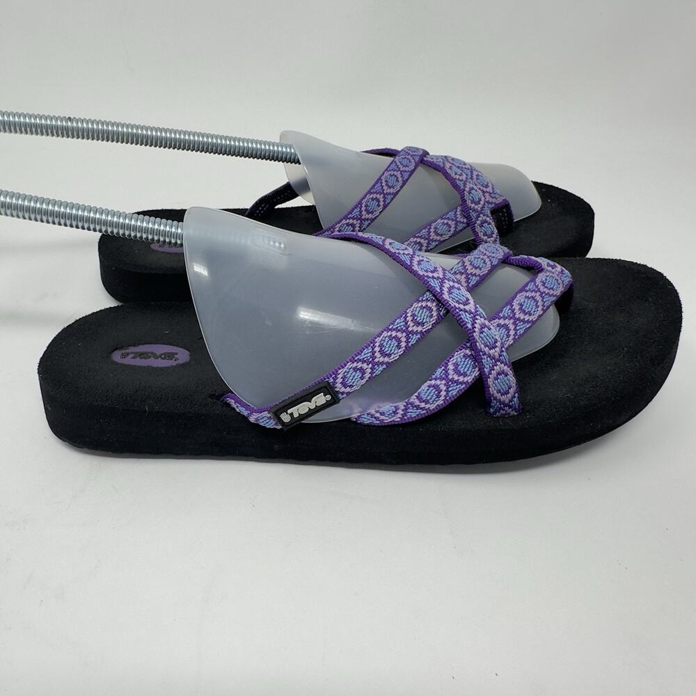 Teva Sandals Womens Size 7 Purple Strap Summer Beach Outdoors Slides Slip Ons